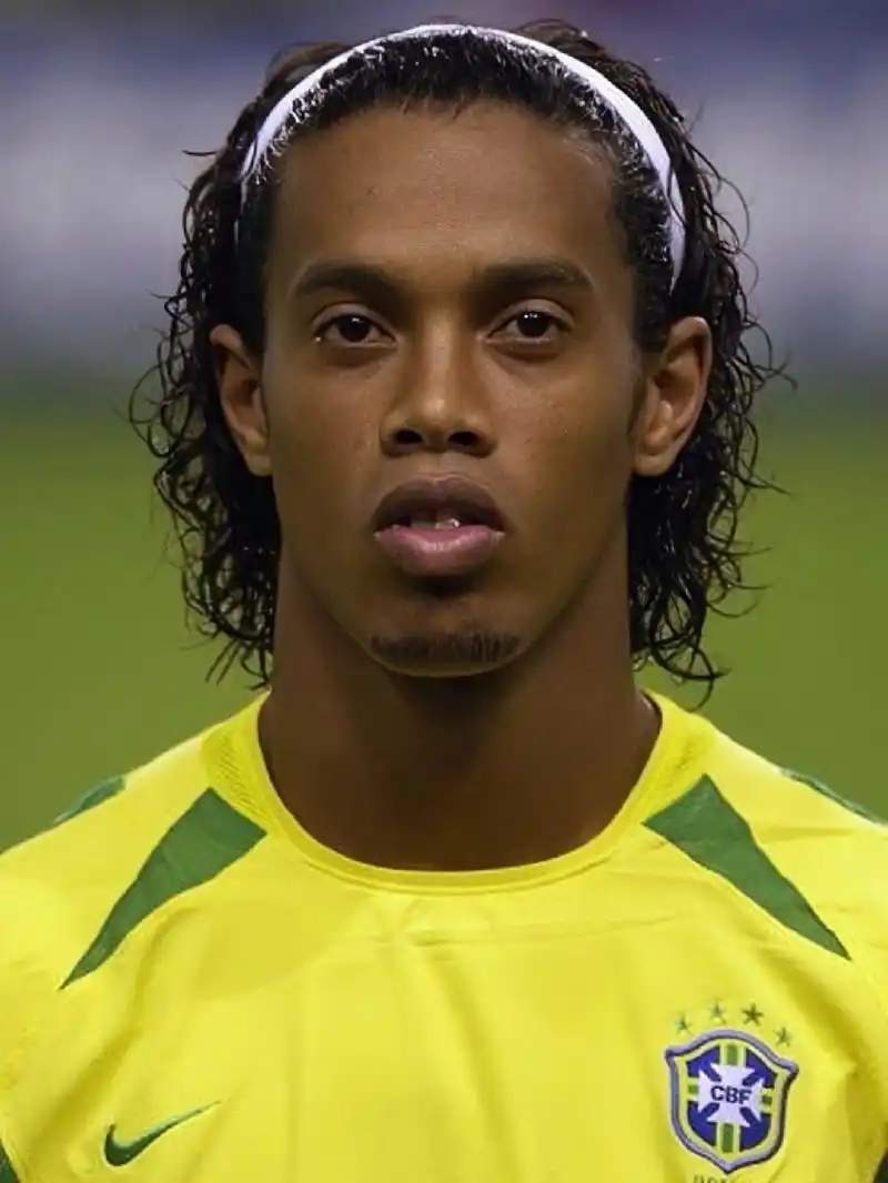 然引人注目 然引人注目