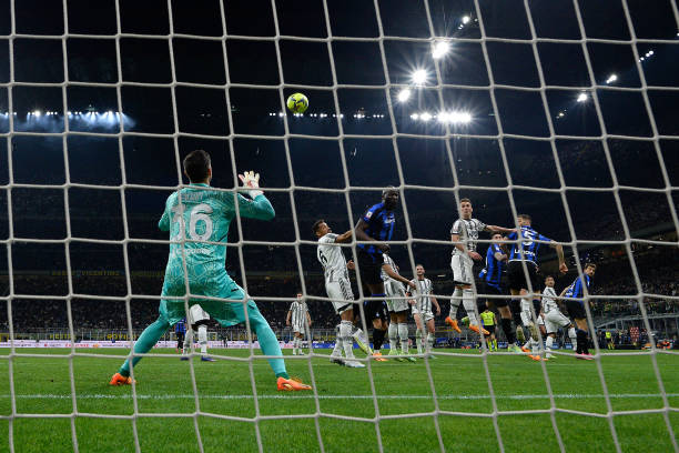 美网友赞叹东契奇新球鞋Jordan Luka 4：明晚战德国会首穿.