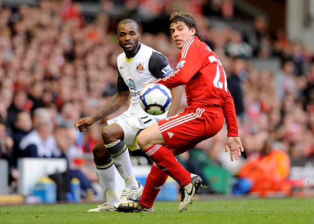 湖记:湖人需要交易!他们缺乏防守&速度&运动能力来挑战顶级强队(湖人观察:要想冲击顶级强队,必须通过交易补足防守、速度和运动能力)