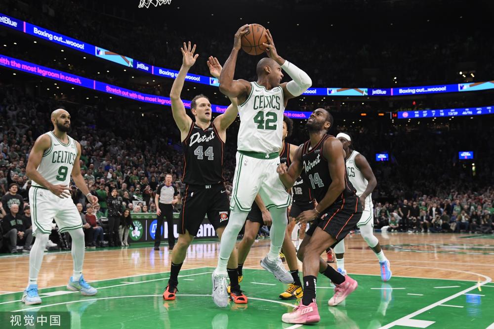 Here we go!罗马诺:曼城20岁前锋劳伦斯将租借至卢顿